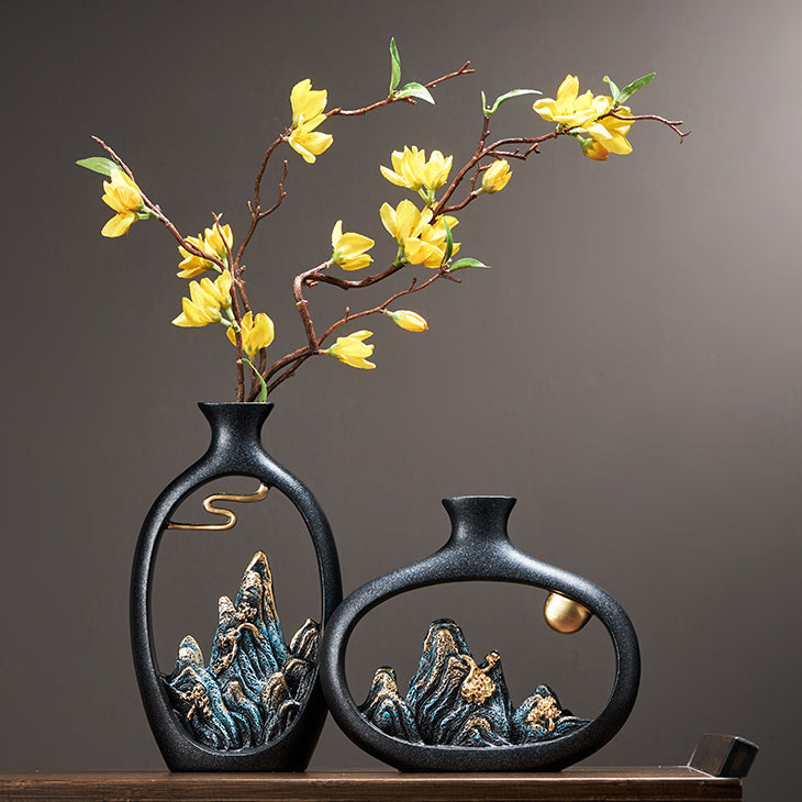 Yue | Designer Vase