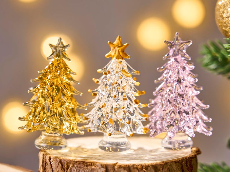 Glas-Weihnachtsbaum mit Beleuchtung